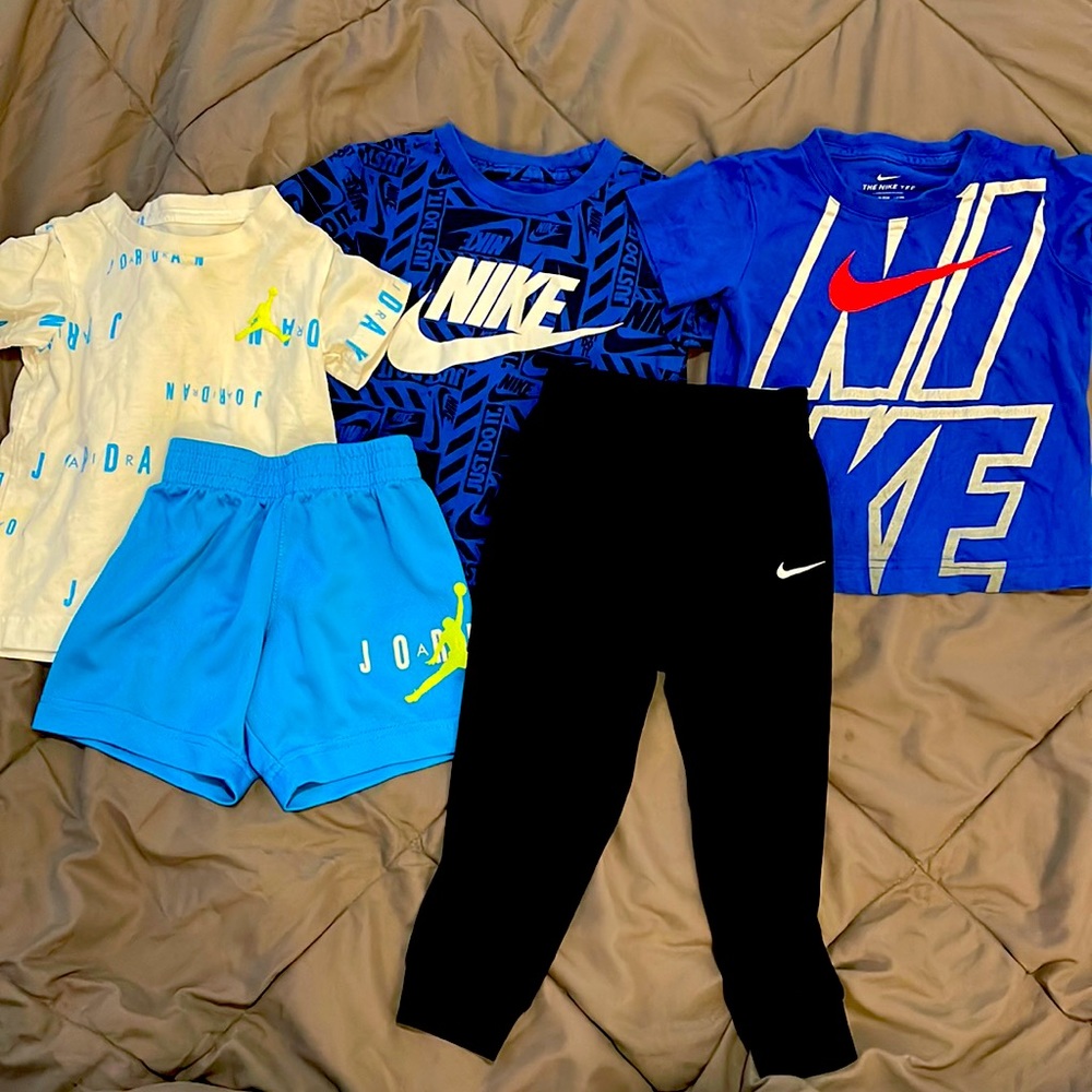 🏀🖤Size 2T 🏀Nike and Jordan Joggers, Tee Shits, and shorts 🏀🖤